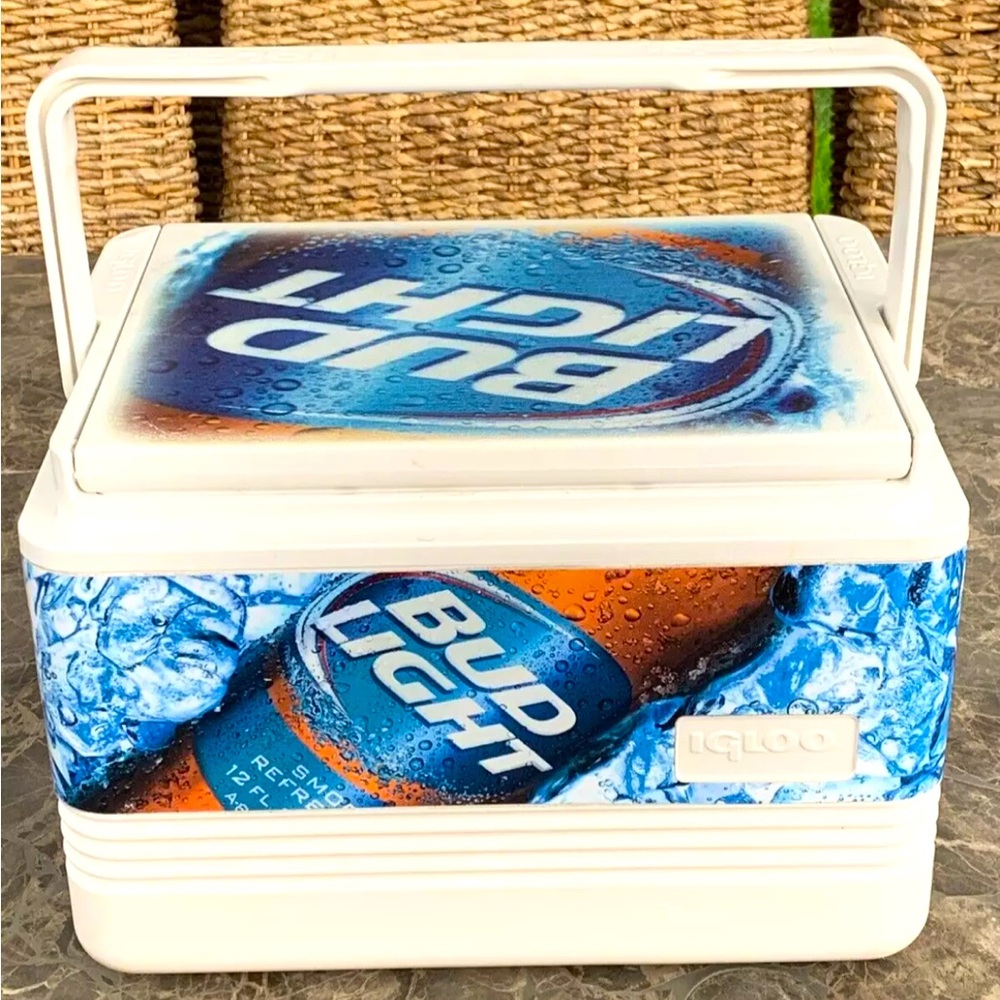Rare Bud Light igloo Hard Cooler Made in USA 13x9x8.75" Ice Chest Drinks Lunch